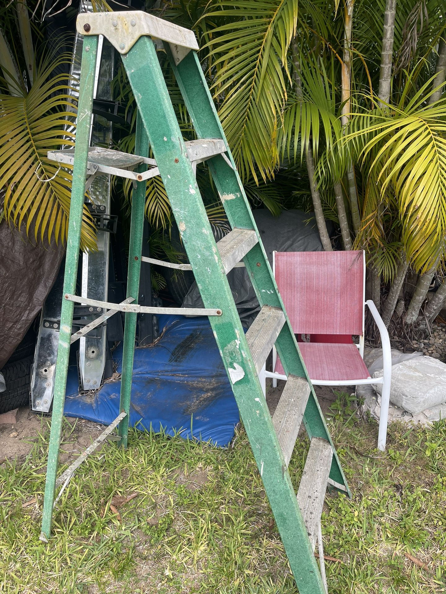 6Ft  Werner fiberglass Ladder 