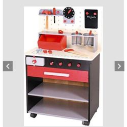 Child’s Tool Workbench