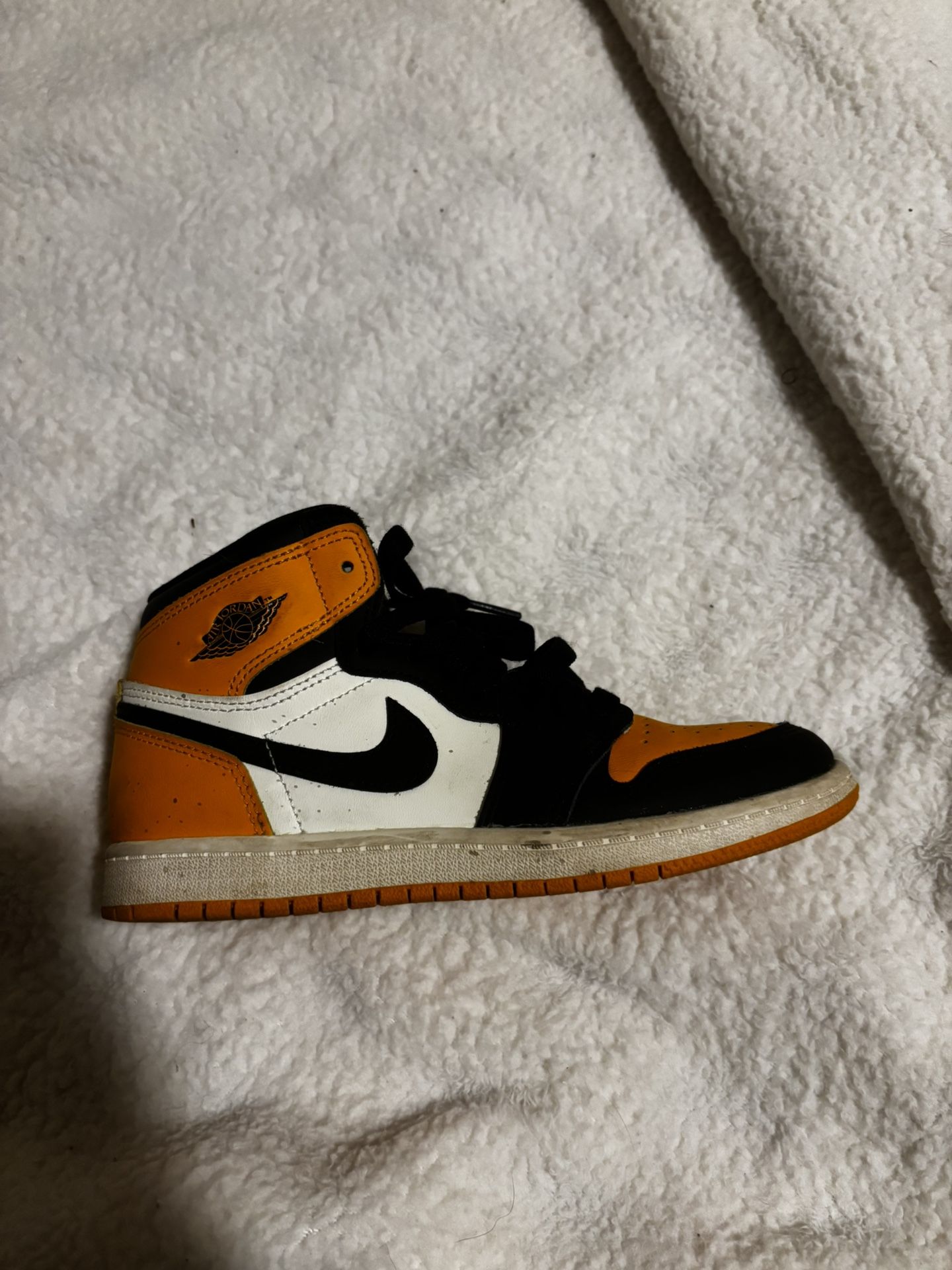 Air Jordan Retro 1 High