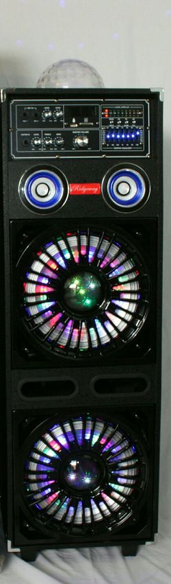 📢Bluetooth speaker sd card slot usb flash drive fm radio microphone included for karaoke🎶