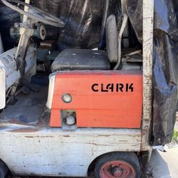Clark Forklift