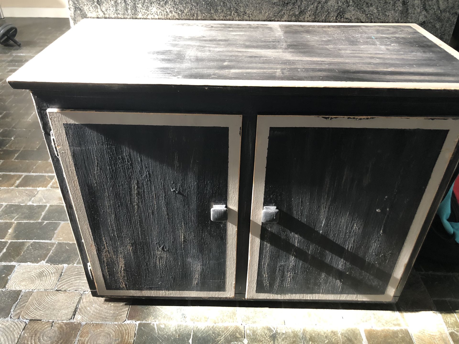 End table