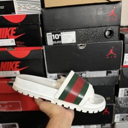 Gucci Web Slide Sandal White size 10 VNDS