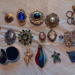 Lot Of Brooches