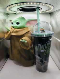 Star Wars The Mandalorian & Grogu popcorn bucket & cup