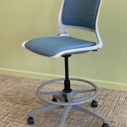 SitOnIt Lumin Task Stool (NEW)