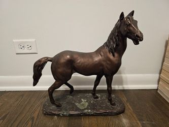 Horse statue