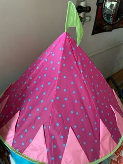 Kids tent