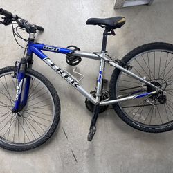 $220 - Trek 820 Mountain Bike 26” Tires