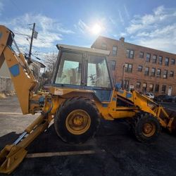 Loader/Backhoe