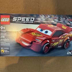 Lego Champions Lightning McQueen