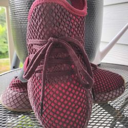 Adidas Deerupt Runner Size 5.5 – Collegiate Burgundy Sneakers