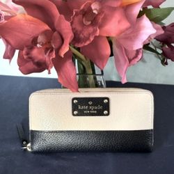 Kate Spade Berkeley Lane Continental Leather Wallet