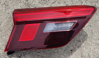 2018 2019 2020 2021 VW VOLKSWAGEN TIGUAN LEFT DRIVER HATCH INNER LIGHT