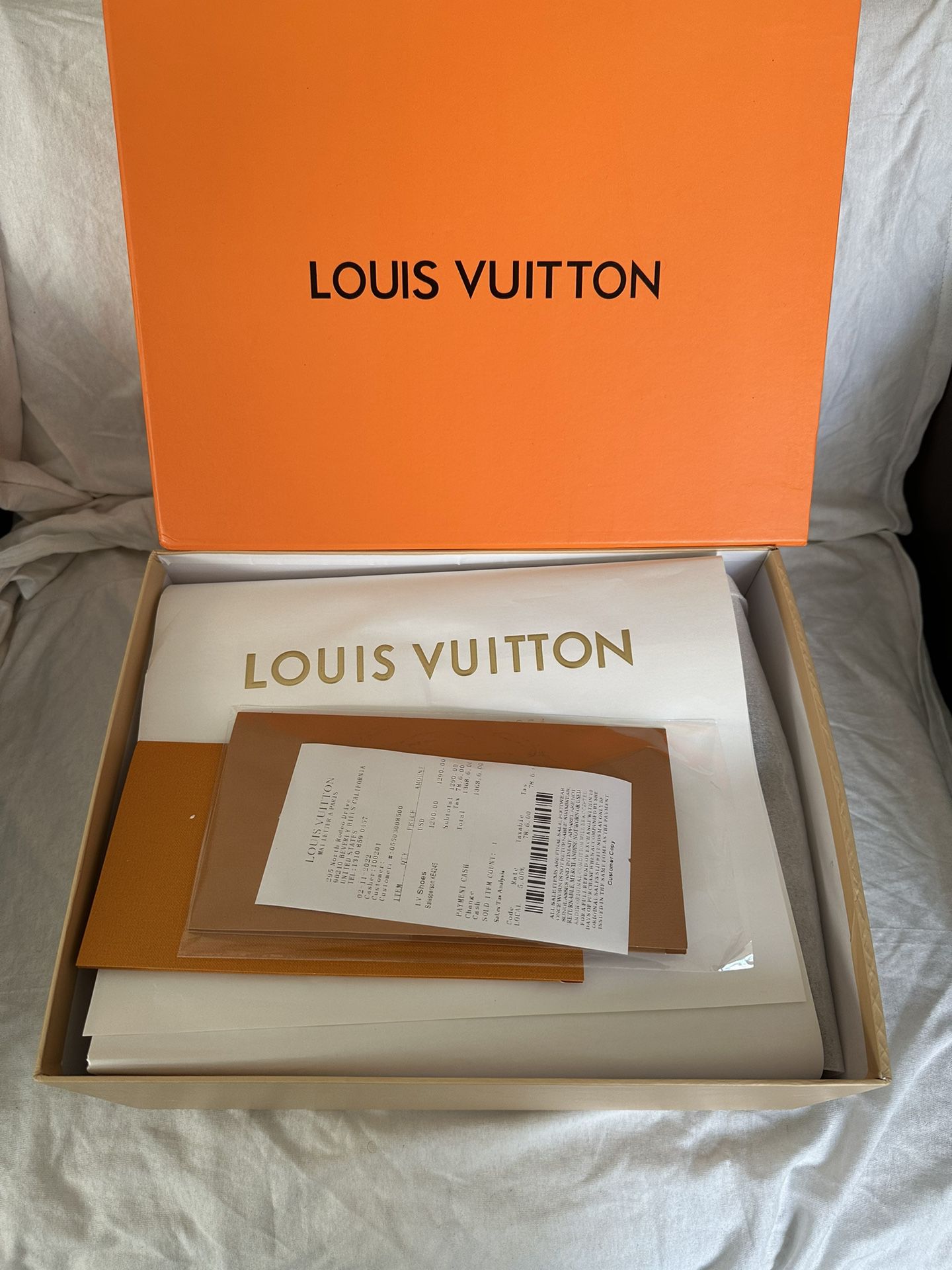 Supreme x Louis Vuitton Box Logo T-Shirt for Sale in Beverly Hills, CA -  OfferUp
