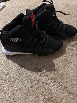 Youth Rawlings baseball cleats Size: 2