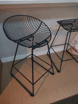 Blue Wire Metal Bar Stools – Set of 2