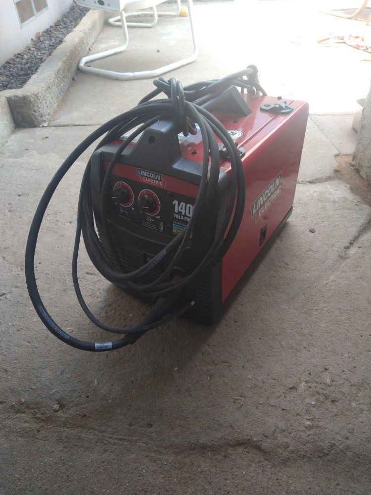 Lincoln 140 Welder