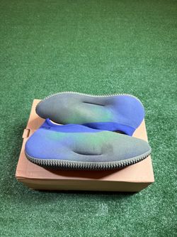 Yeezy Knit Runner Azure