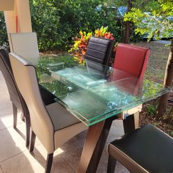 Modern glass dining tablet With chairs 