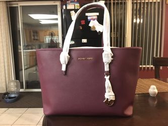 Michael Kors tote