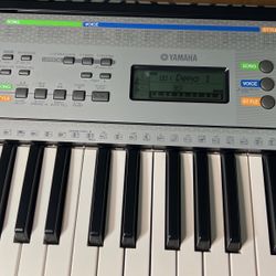Yamaha Keyboard Model YPT-255