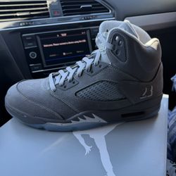 Jordan Retro 5 Wolf Grey Size 10.5 Brand New