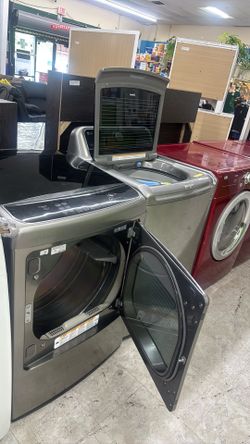 LG gas washer and dryer set in excellent condition