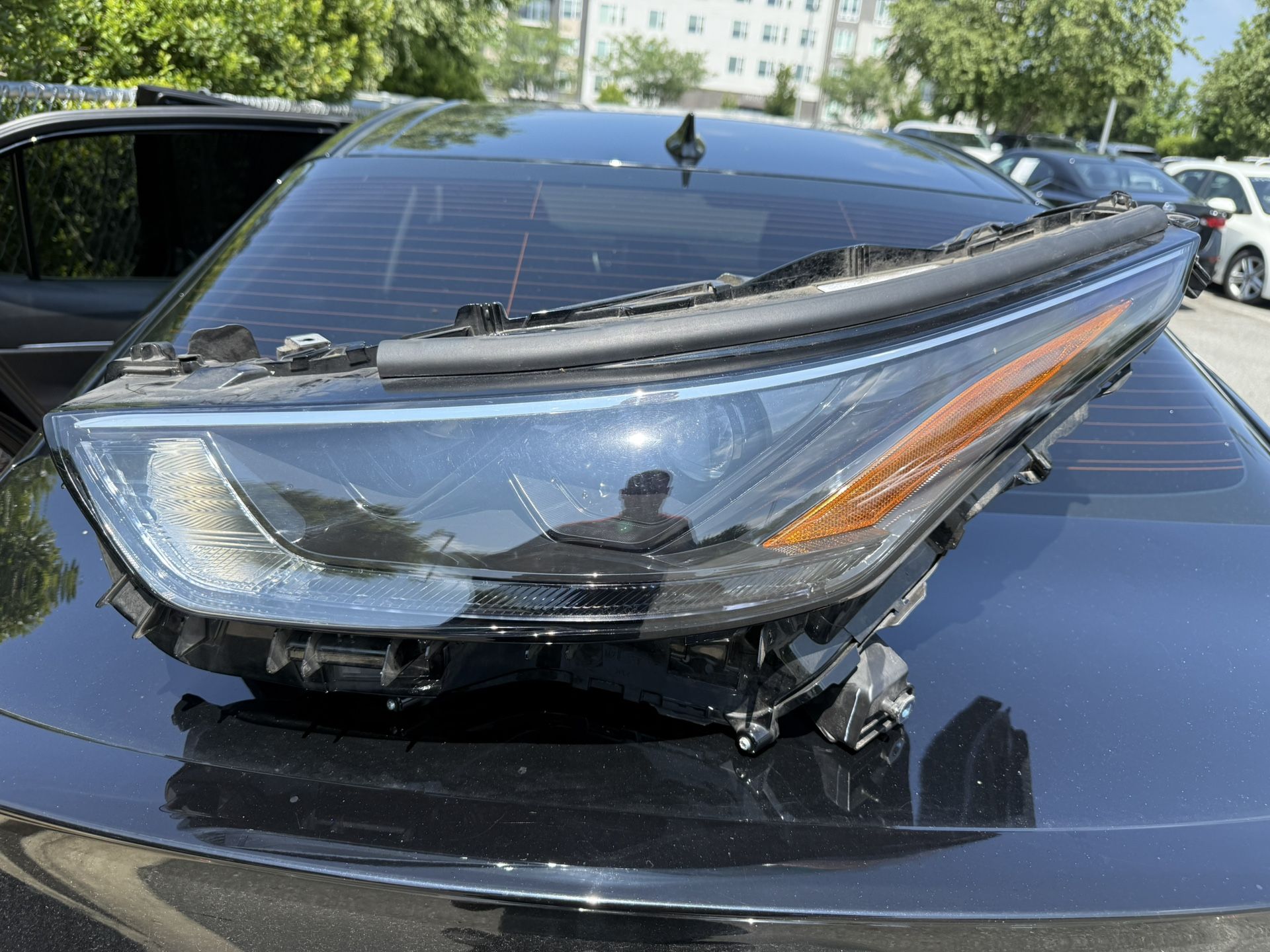 2020-2023 Highlander OEM Toyota LED Headlight Assembly  Left Front 