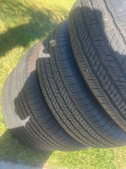 Bridgestone - 265/70/18 Set of 4 Used Car Tires