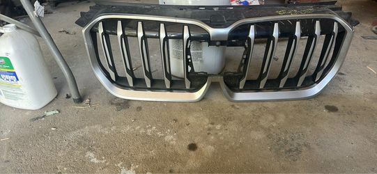 2022 2023 2024 BMW X1 U11 28iX Front Bumper Grille Grill OEM 511(contact info removed)-11