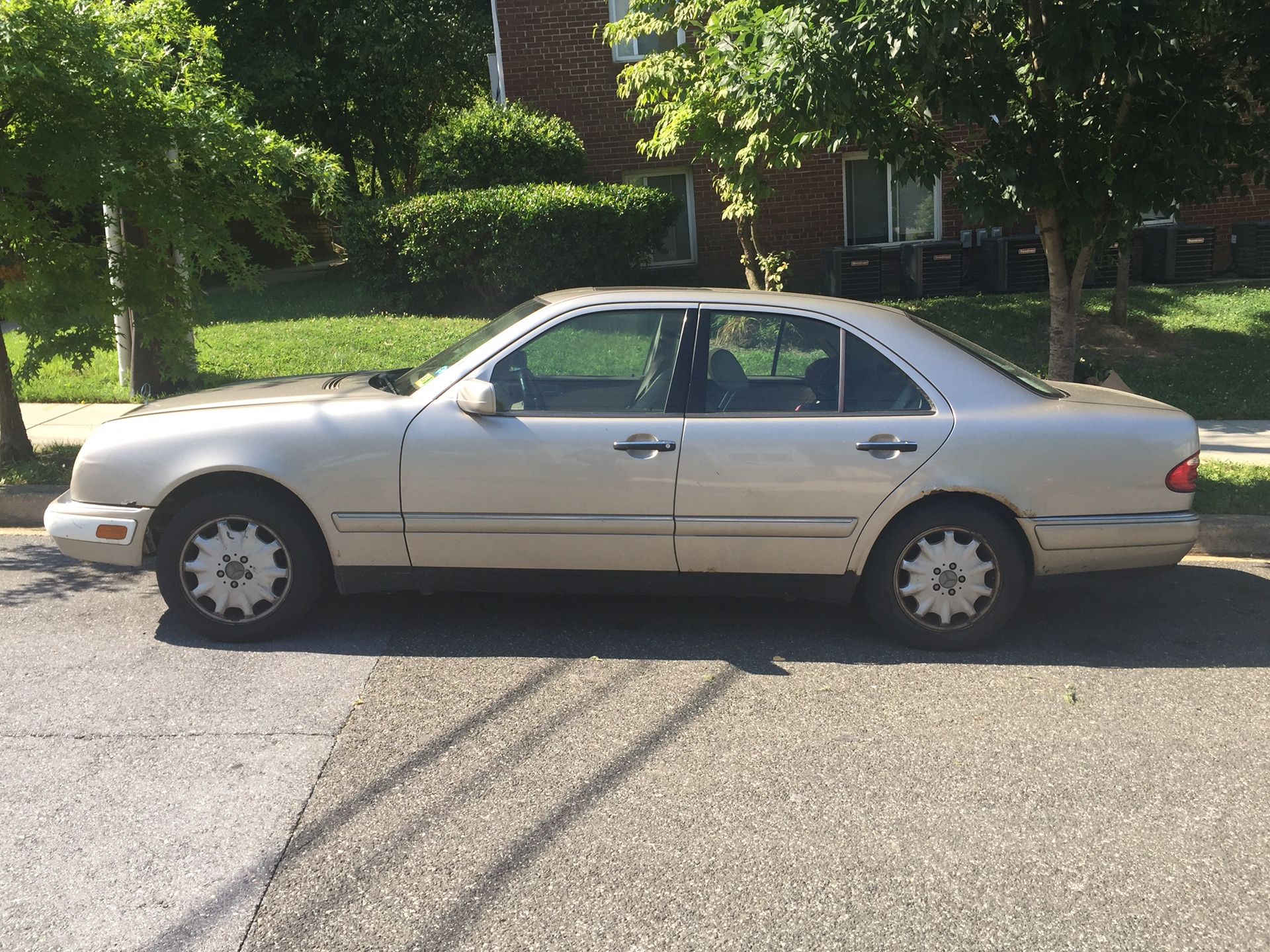 1999 Mercedes-Benz E-Class