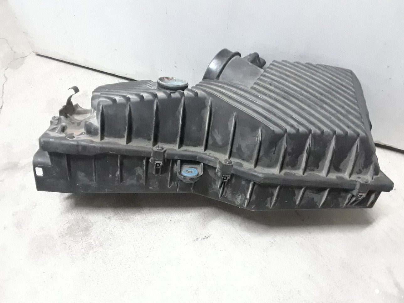Porsche 996 Engine parts. Read All, See pix