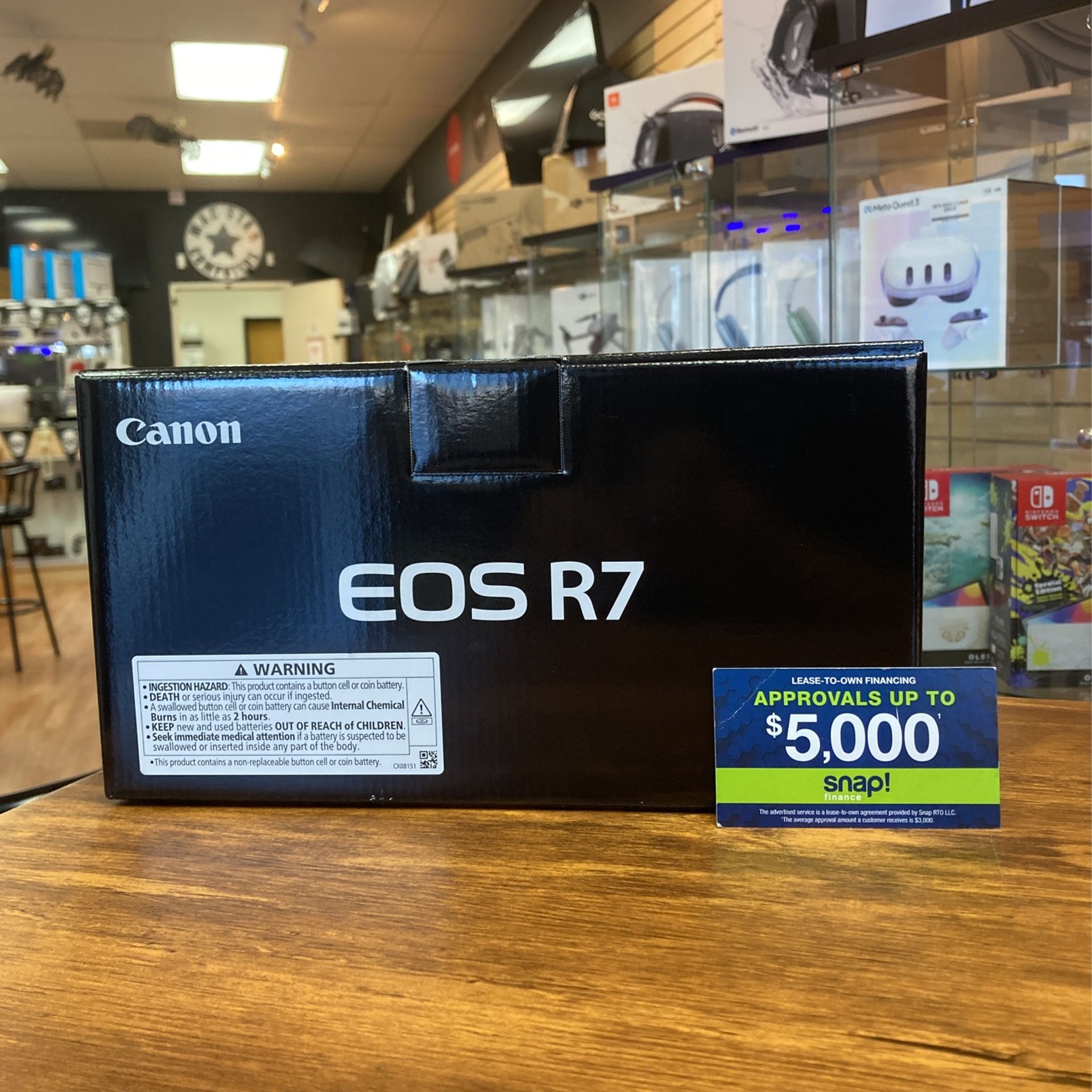 Canon R7 (Body Only) Cameras & Photography