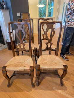 Set of 4 Italian Rococo Rush Seat  Carved Wood Dining Chairs