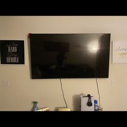 Samsung Smart Tv 75” For Sale