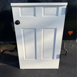 WHITE DOOR, HALF DOOR, SOLID WOOD,4 PANELS, WITH DOOR KNOBS, HINGES