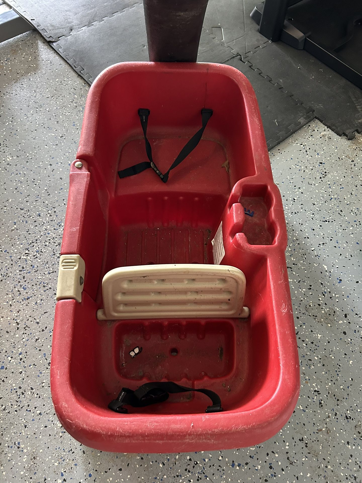 Wagon W Door And Storage And Seat Belts
