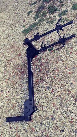 Thule Hitching Post Pro Folding Tilting 4 Bike Rack w Anti Sway and TH934XTR for Sale in Renton WA OfferUp