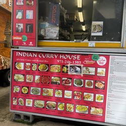 Food Truck With Popular Location