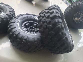 Traxxas TRX4 tires and rims