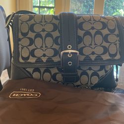 COACH Logo Material Hobo Adjustable Bag H0867-F12641 Used