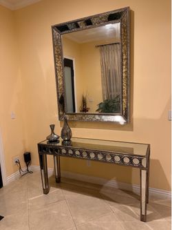 Accent  decorative  mirror  and  ModernMirrored glass console table   Mirror 46x58 Table 59x16x31