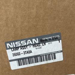 2012-2016 Nissan Altima  Sedan headlights 