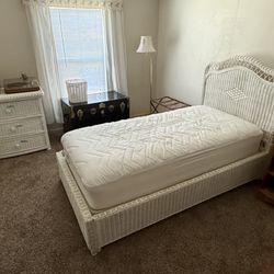 White wicker guest bedroom set, beautiful