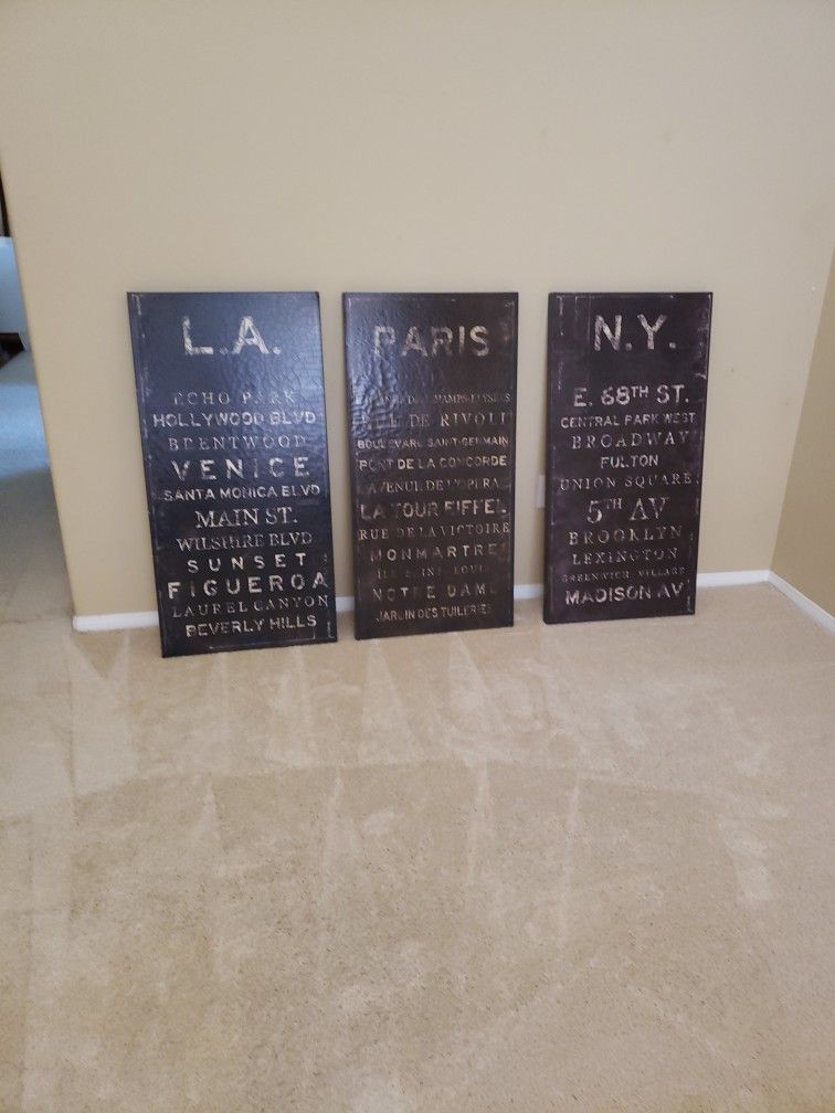 Z Gallerie Vintage Art Canvas Set