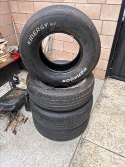 Hankook 235/70/15 Tires