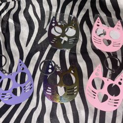 Knuckle Cat Keychain