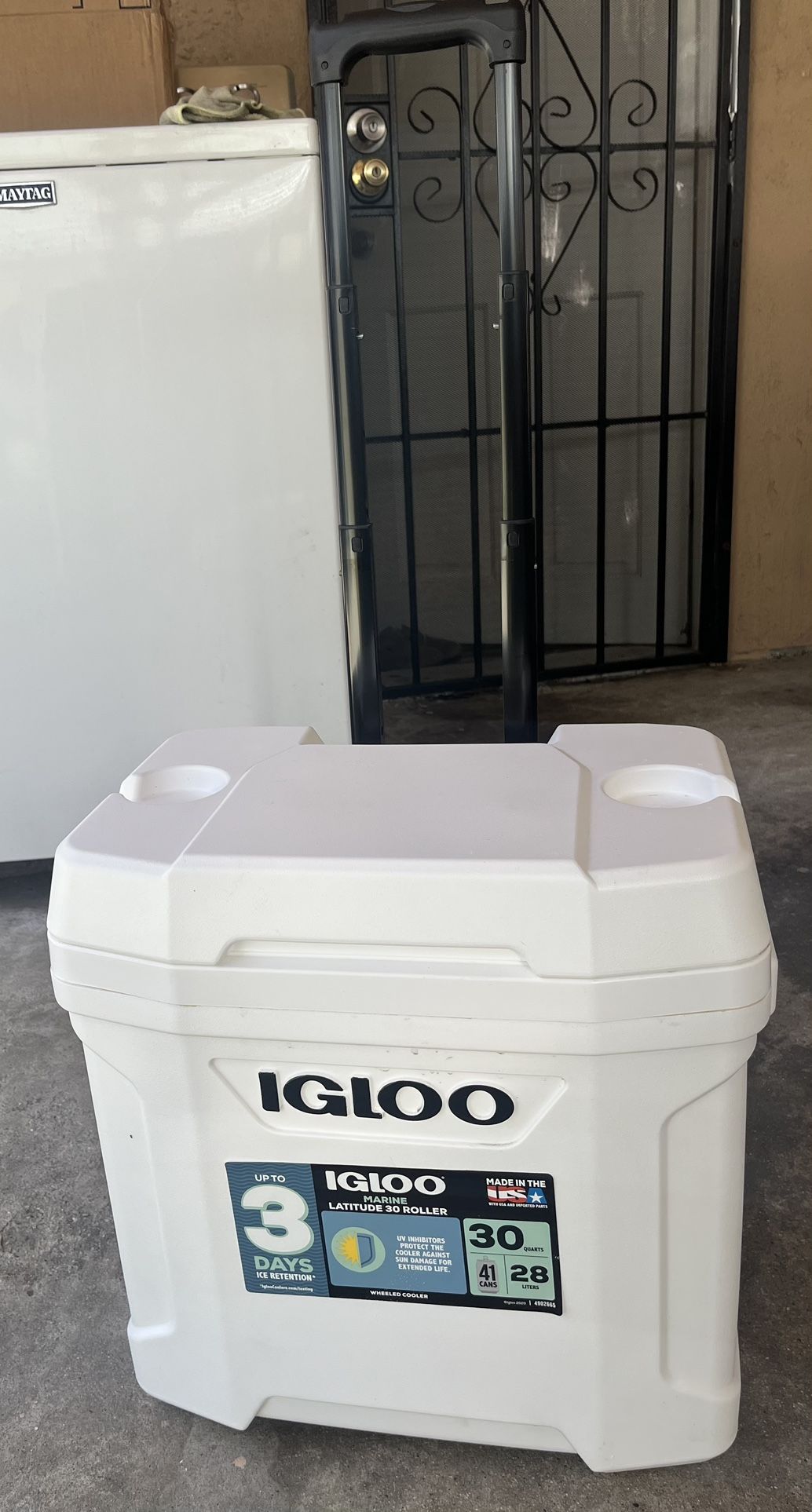 Igloo Cooler With Wheels