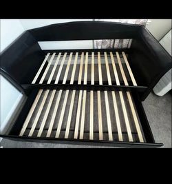 Day bed